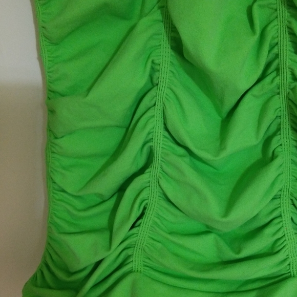 Top - Picture 2 of 4